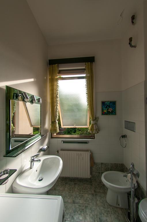 Le Ortensie Di Via Rossetti Bed and Breakfast Trieste Exteriör bild